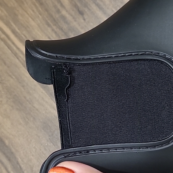 Boots - Picture 5 of 5